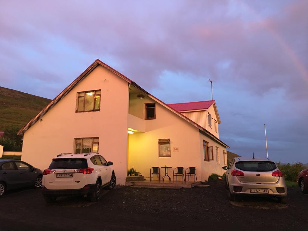 Oendolfsstathir Farm B&B Laugar  Bagian luar foto