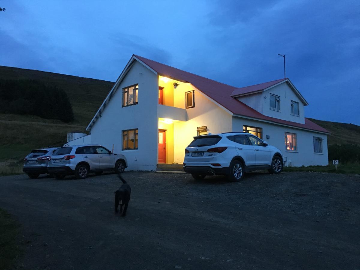 Oendolfsstathir Farm B&B Laugar  Bagian luar foto